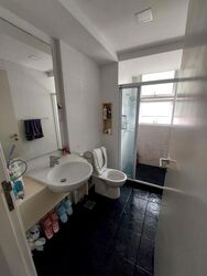 The Esparis (D18), Condominium #496297921